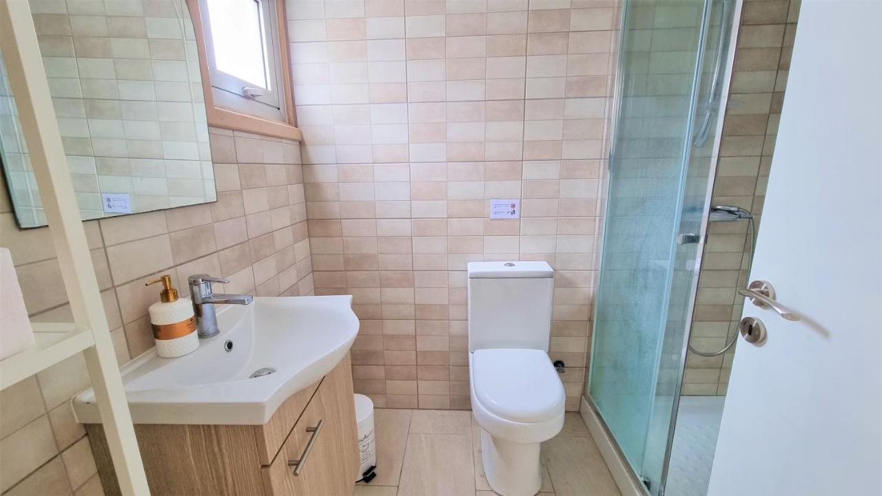 Spacious Lightflooded 2Br Apt / Near Center & Harbour Larnaca Zewnętrze zdjęcie